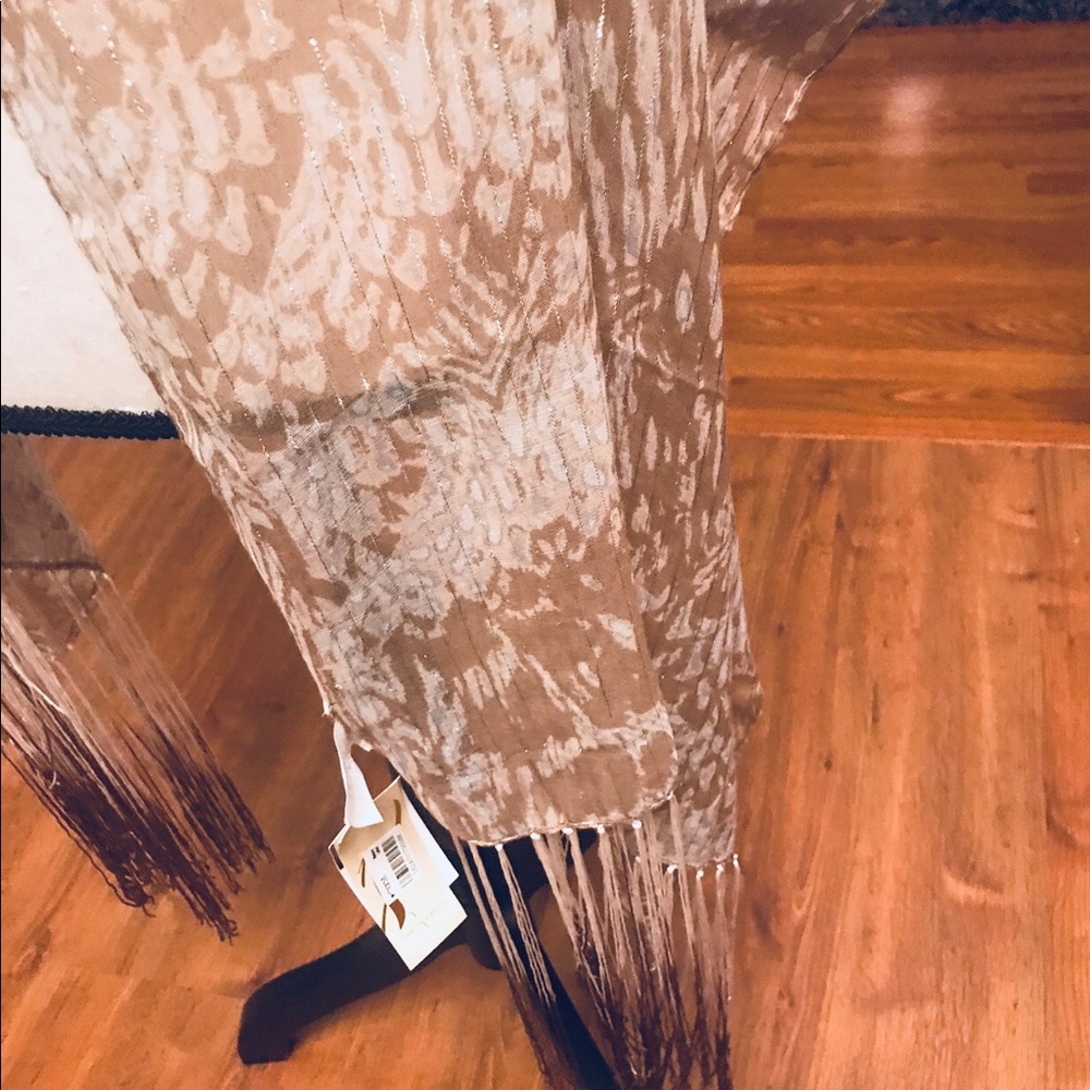 Collection 18 Cottage Cream Scarf - Picture 4 of 8